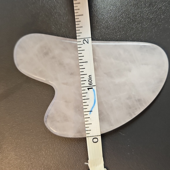 Rose Quartz Gua Sha Facial Tool - Picture 5 of 7